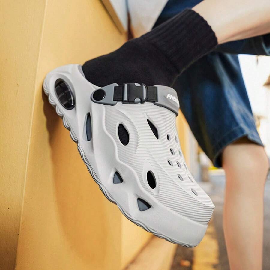 Unisex Platform Clog Sandals – Lightweight Anti-Slip Beach & Outdoor Casual Slip-On Shoes